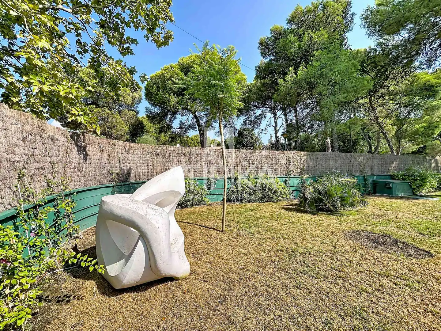 Jardí de Casa o xalet de lloguer en Sitges amb Aire condicionat, Terrassa i Piscina