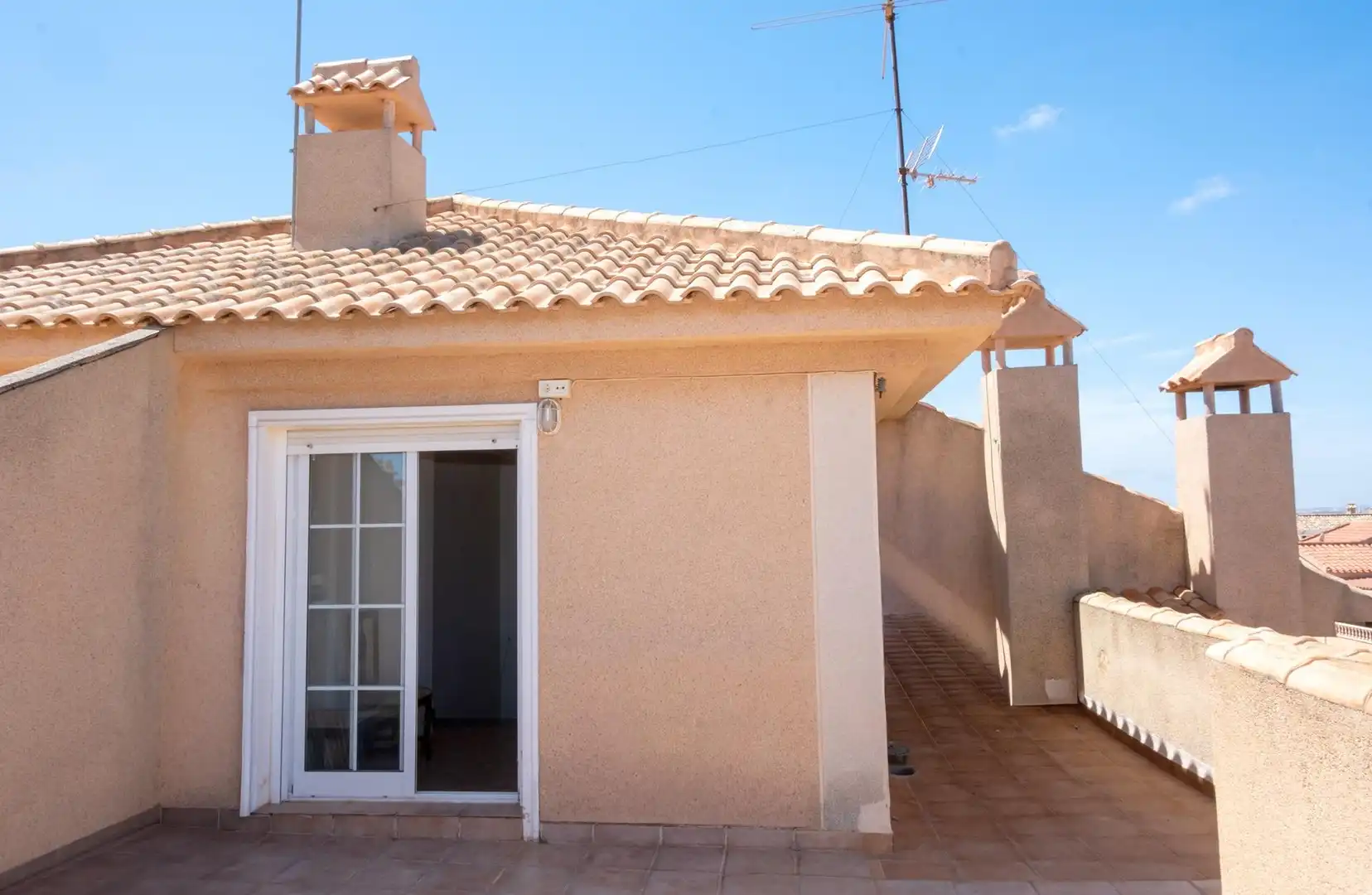 Terraza de Casa adosada en venta en Torrevieja con Aire acondicionado, Calefacción y Jardín privado