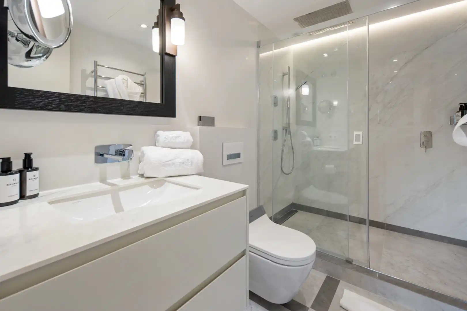 Apartamento con piscina en venta en Milla de Oro, imagen 23