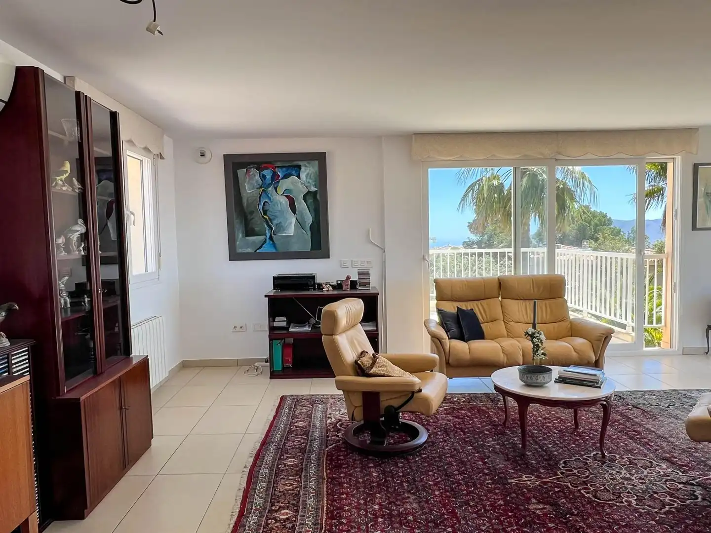 Sala de estar de Casa o chalet en venta en La Nucia con Aire acondicionado, Jardín privado y Piscina