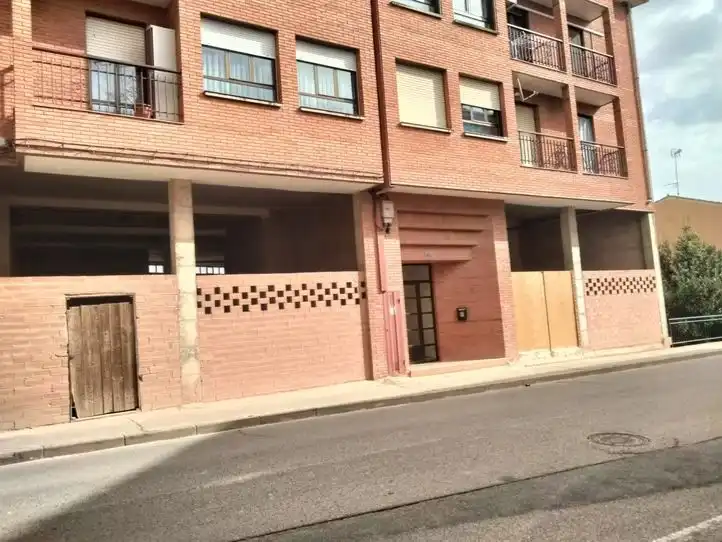 Local commercial à vendre à Avenida Navarrete 3