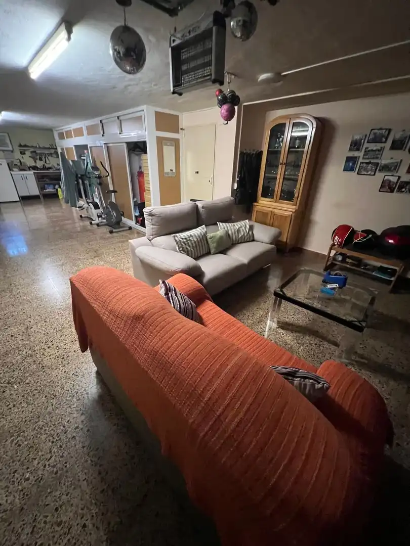 Sala d'estar de Casa o xalet en venda en Benidorm amb Aire condicionat, Terrassa i Traster