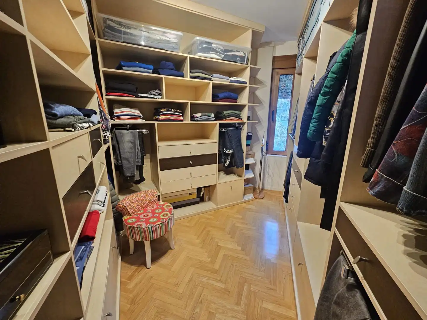 Dormitori de Casa adosada en venda en Villamayor amb Calefacció, Parquet i Traster
