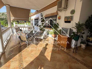 Casa con giardino in vendita a Cabra