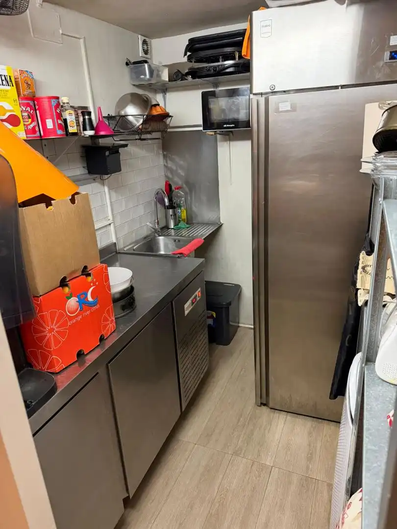 Local comercial de lloguer a Eixample, imagen 4