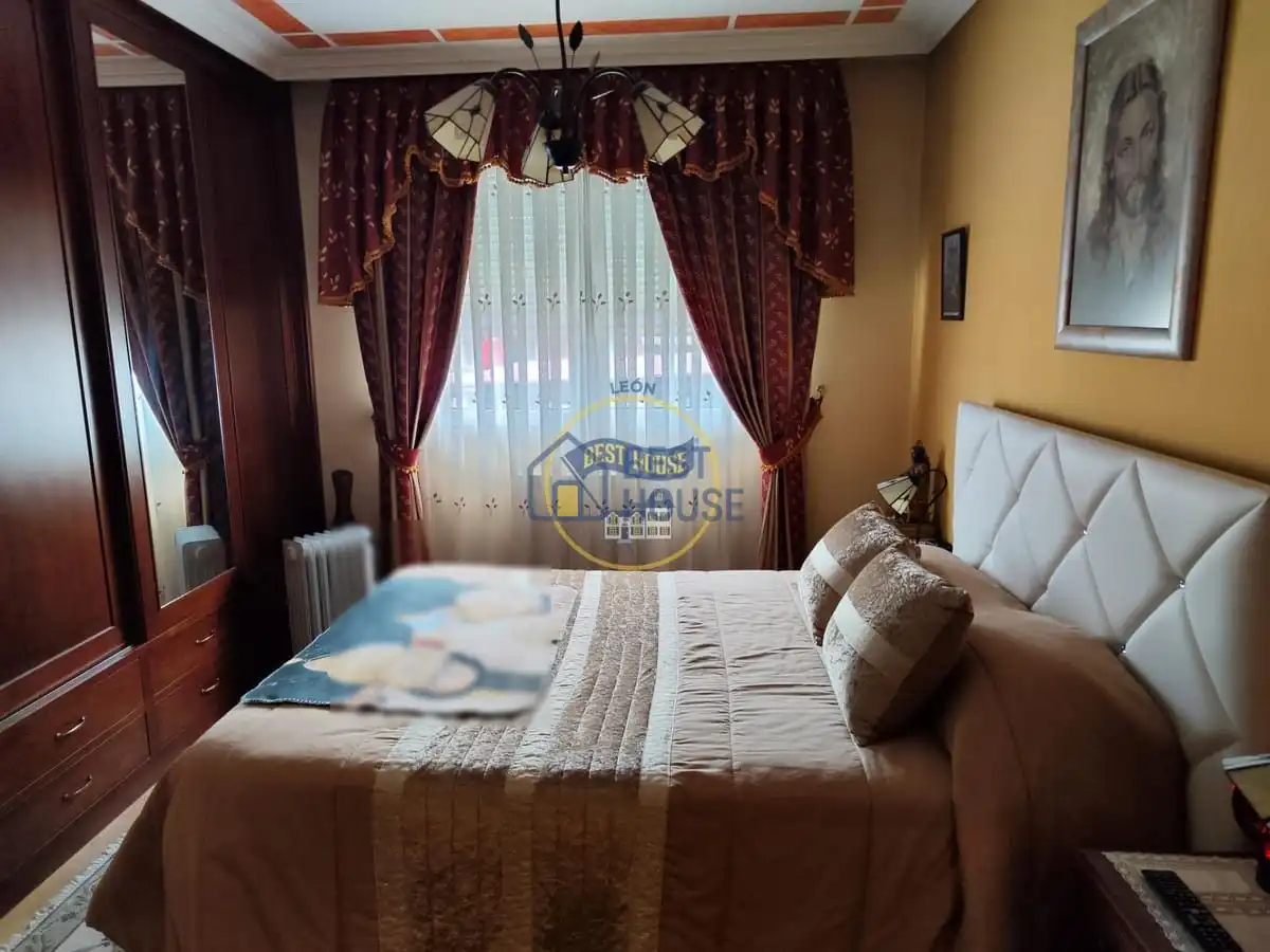 Casa pareada con piscina en venta en Villaquilambre, imagen 19