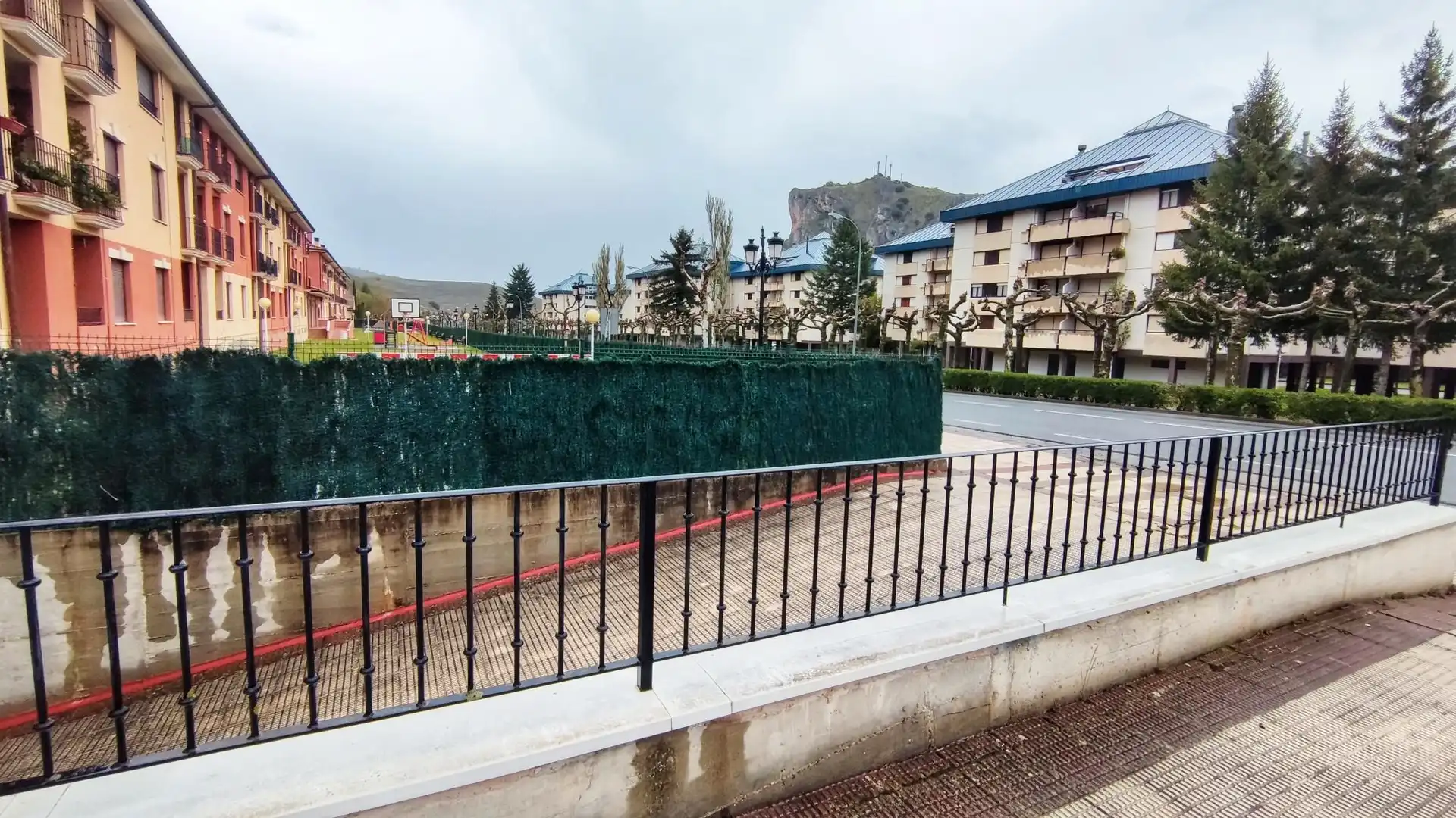 Vista exterior de Garaje en venta en Ezcaray