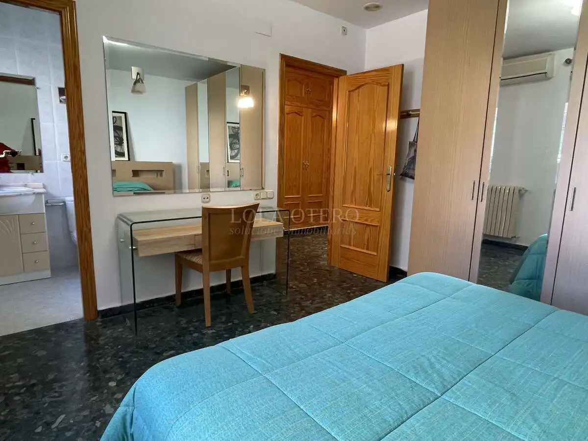 Habitación de Edificio en venta en Altura, Castellón