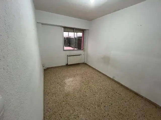 Flat for sale in Canal Imperial, San José Alto