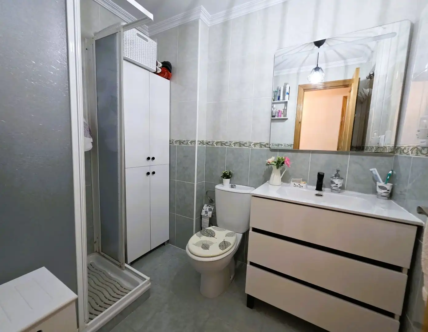 Baño de Apartamento de alquiler en Santa Pola con Terraza