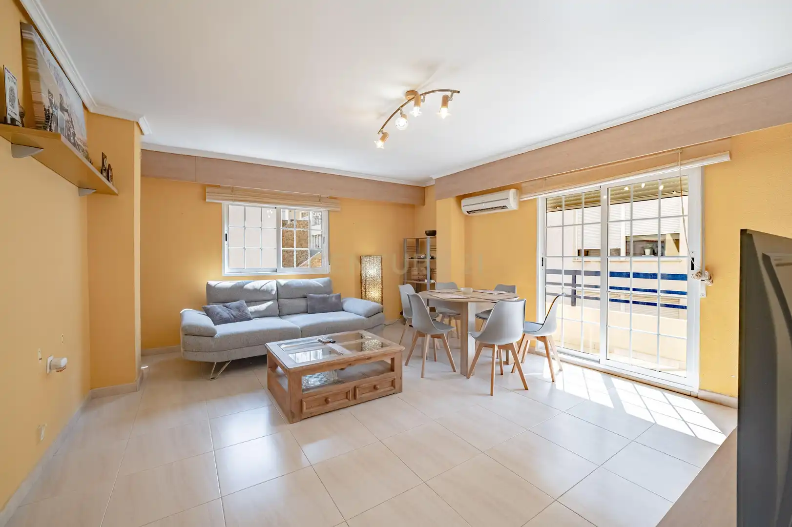 Sala d'estar de Apartament en venda en Gilet amb Aire condicionat