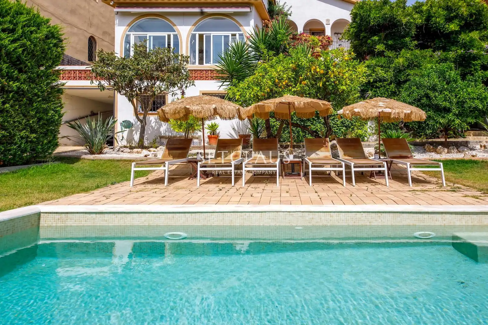 Piscina de Casa o xalet en venda en El Masnou amb Aire condicionat, Calefacció i Jardí privat