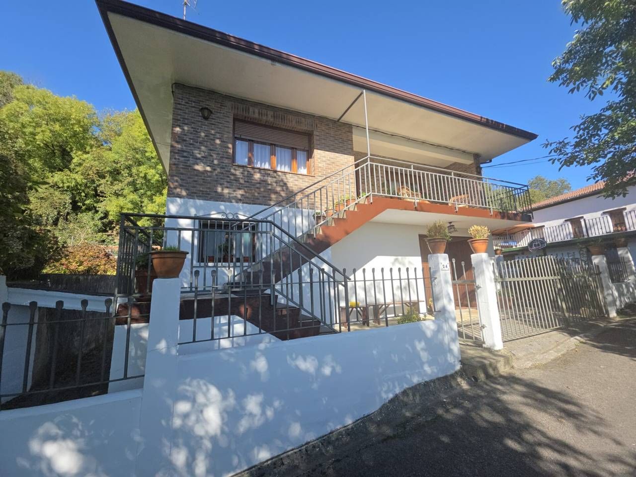 Exterior view of House or chalet for sale in Karrantza Harana / Valle de Carranza  with Heating, Private garden and Terrace