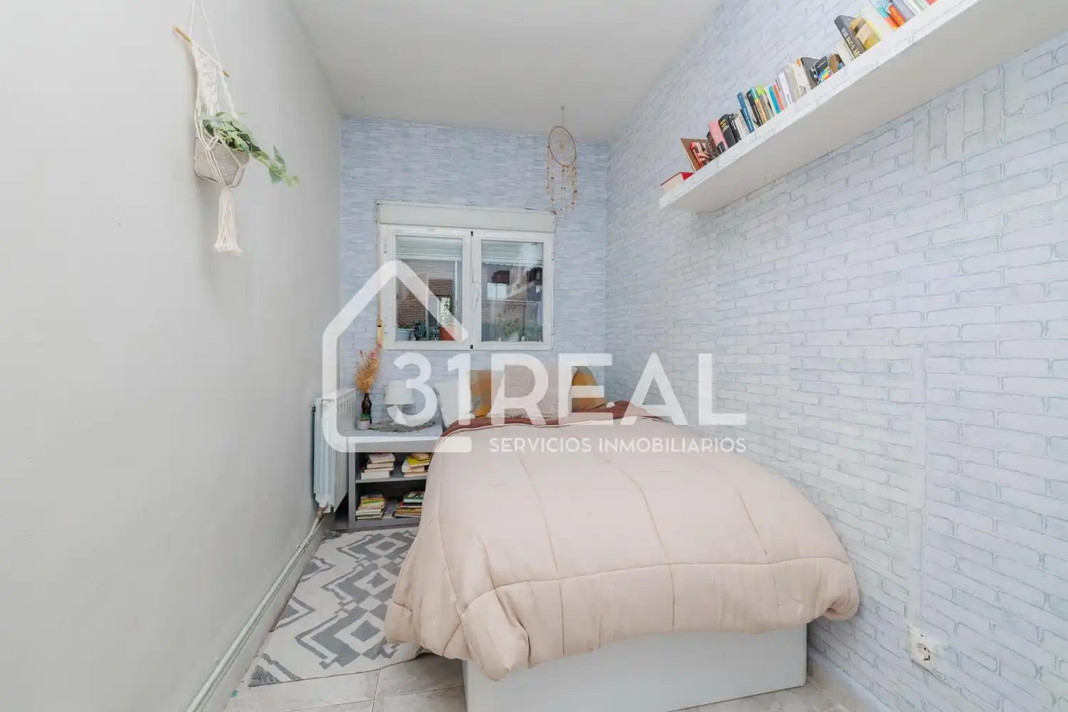 Bedroom of Flat for sale in Madrid  with Air Conditioner, Heating and Terrace