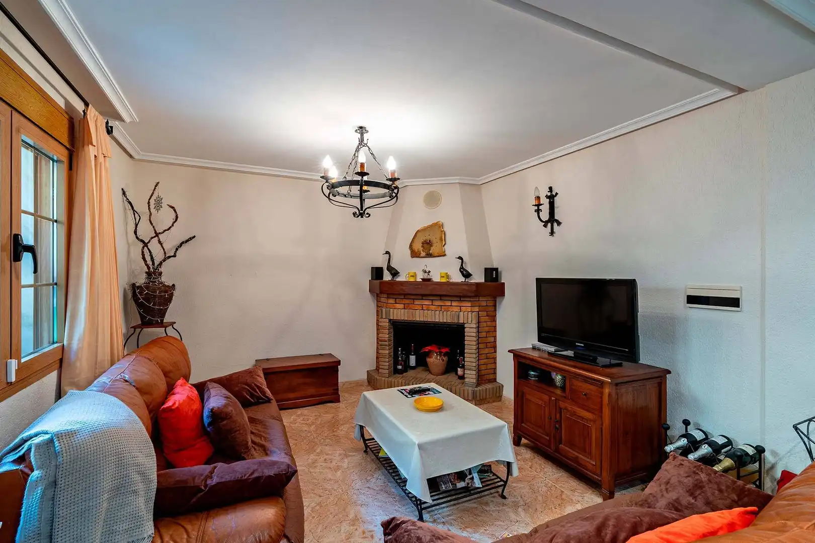 Sala d'estar de Edifici en venda en Roquetas de Mar