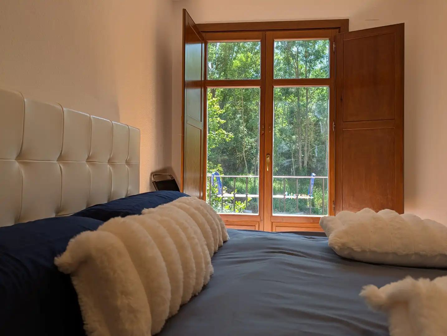 Schlafzimmer von Wohnungen zum Verkauf in Ezcaray mit Heizung, Möbliert und Balkon