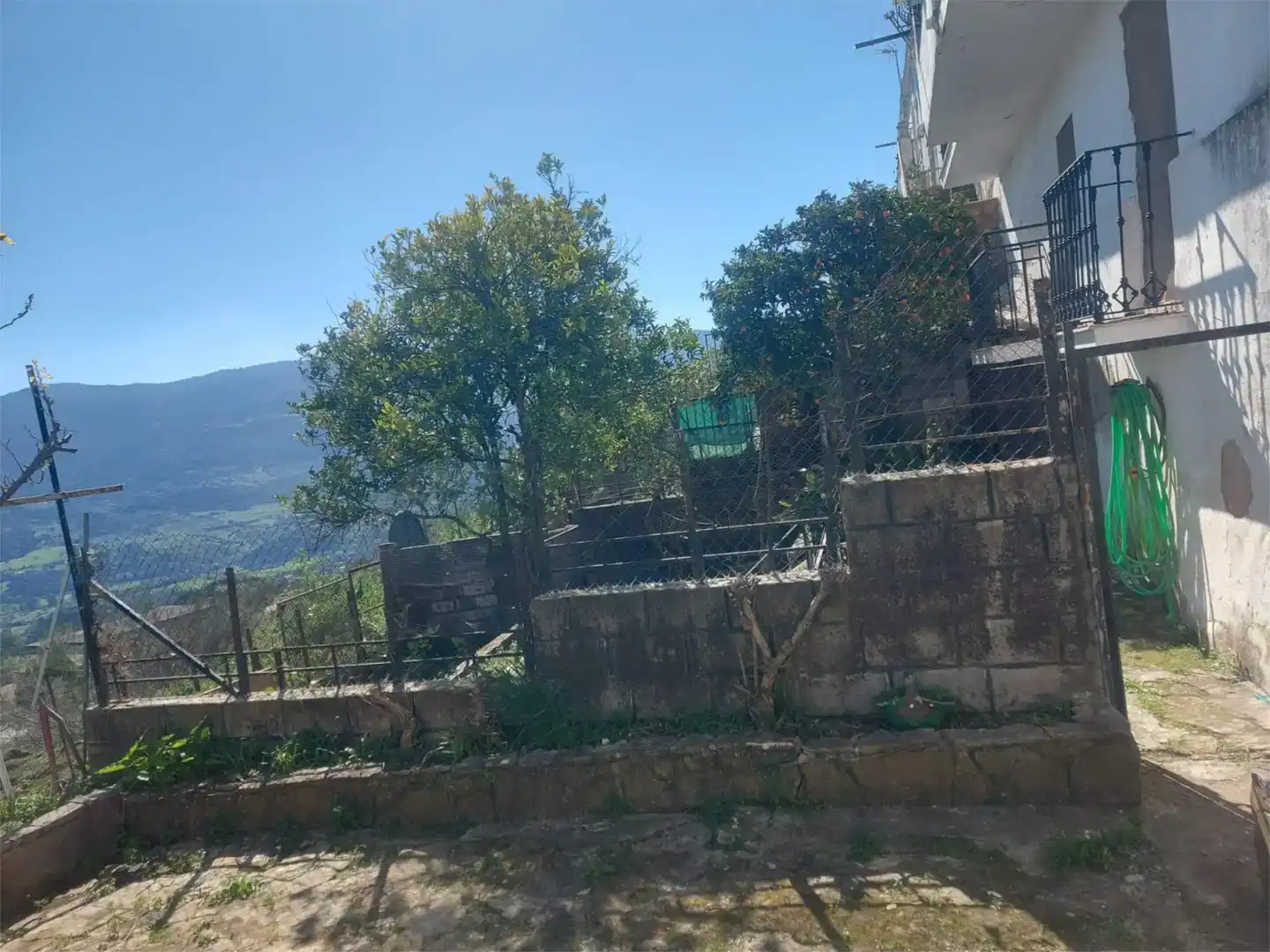 Pis en venda en Cortes de la Frontera amb Balcó