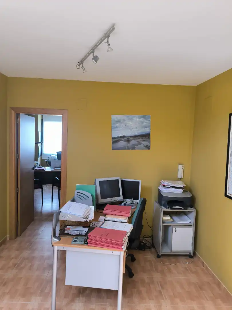 Mixt residencial amb ascensor en venda a Avinguda Joan Carles I, imagen 8