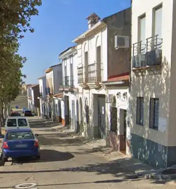 Vista exterior de Casa adosada de alquiler en Valverde del Camino