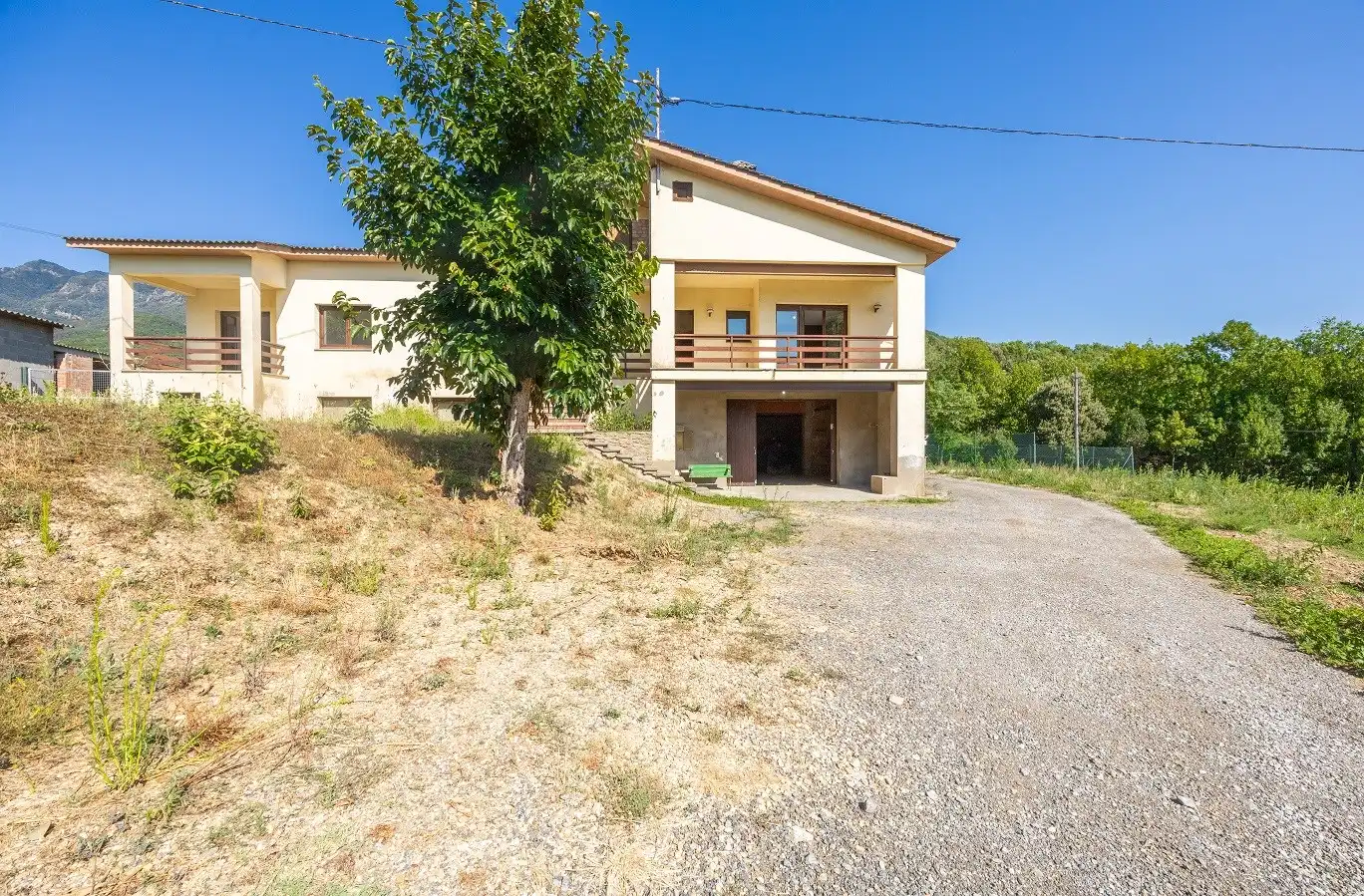 Maison rustique avec terrasse à vendre à La Vall d'en Bas, imagen 2