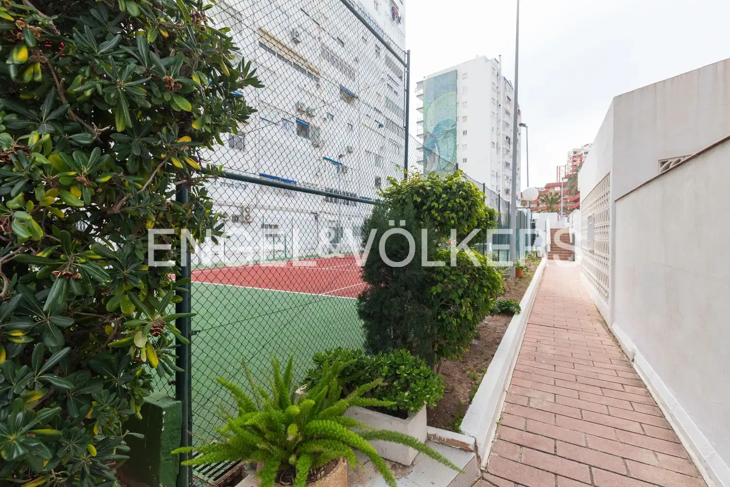 Piso con terraza en alquiler en Avinguda Neptuno, imagen 38