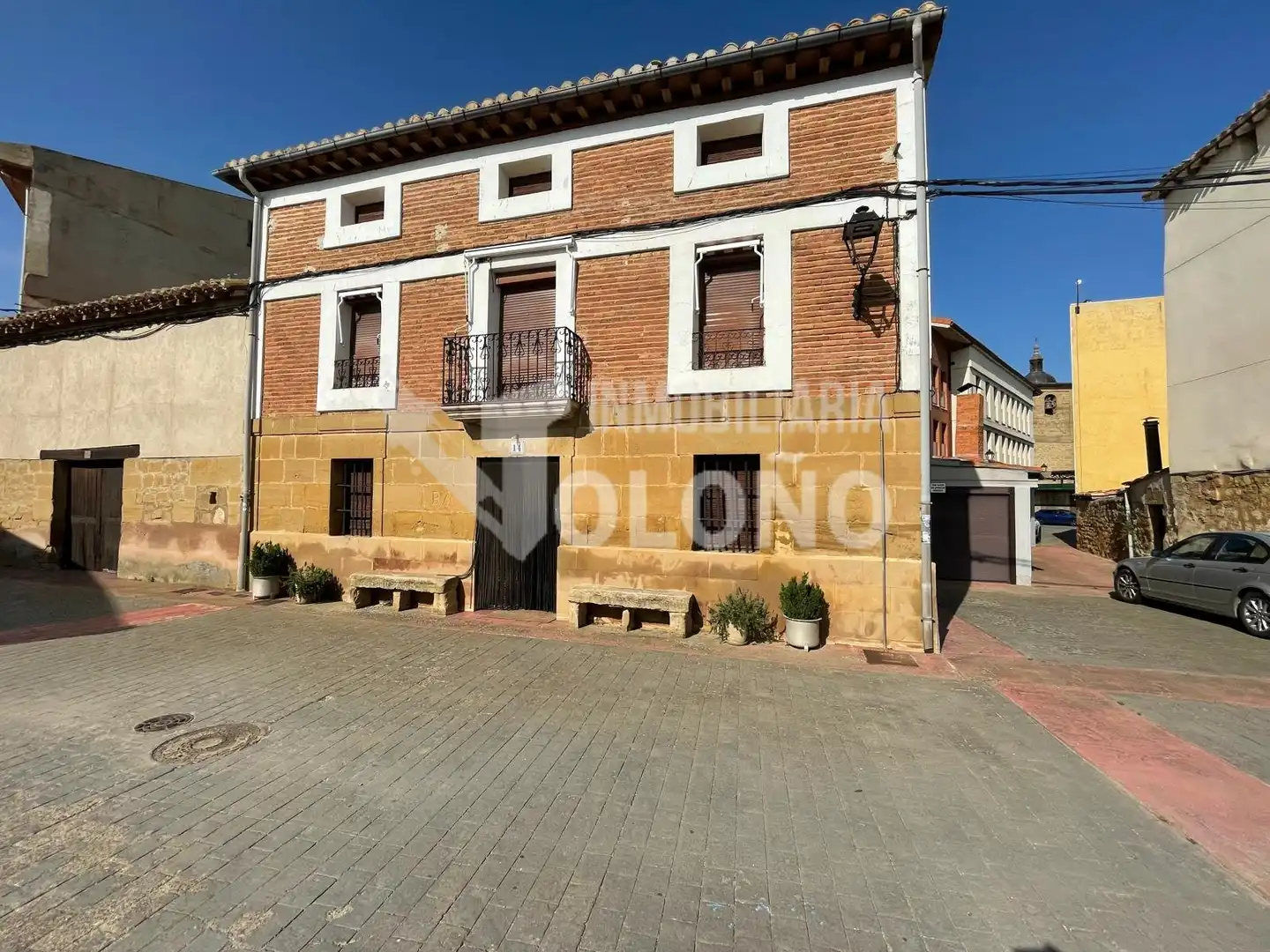 Exterior view of Houses for sale in Cihuri  with Heating, Private garden and Storage room