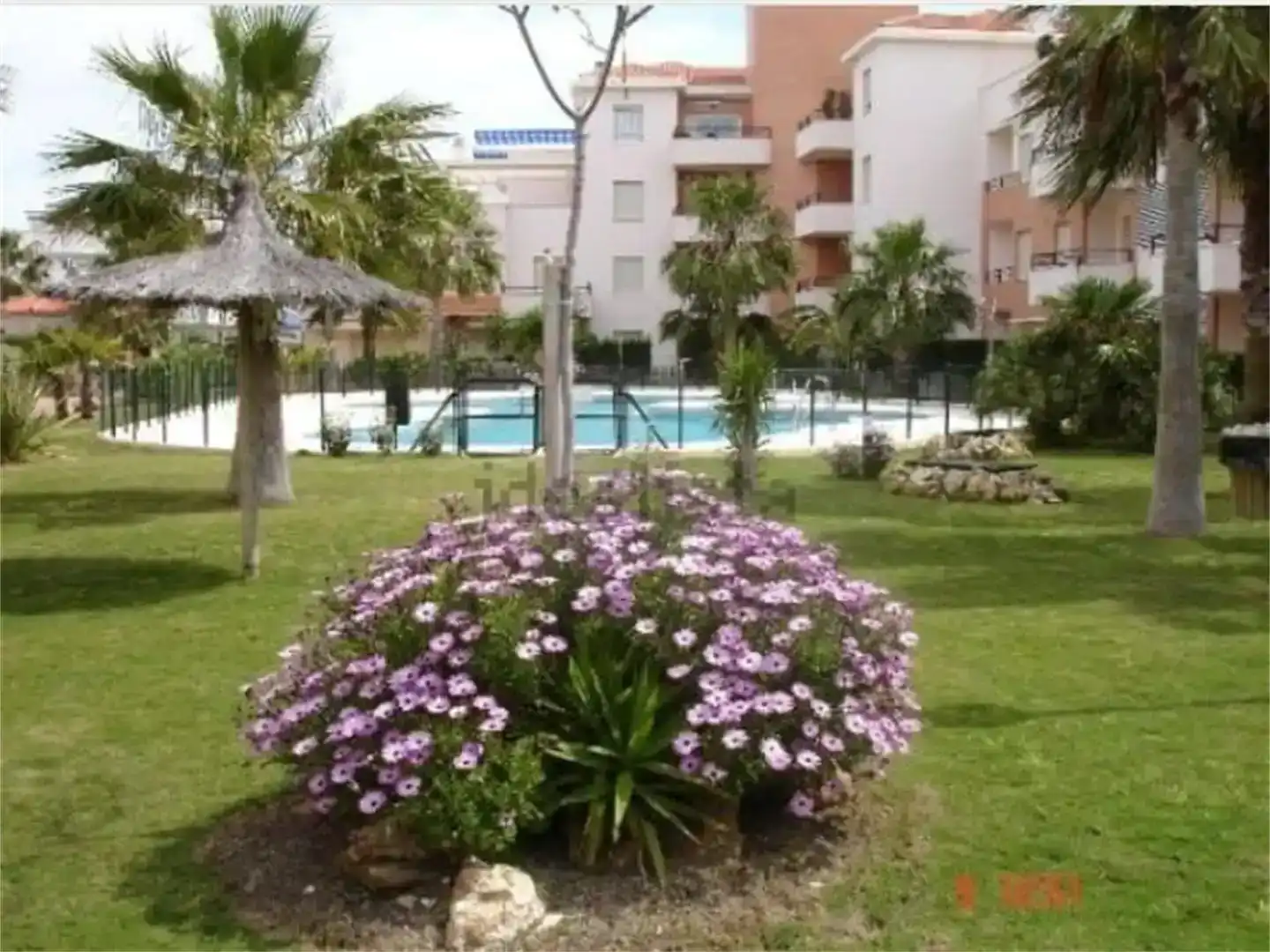 Jardí de Pis en venda en Rota amb Aire condicionat i Piscina