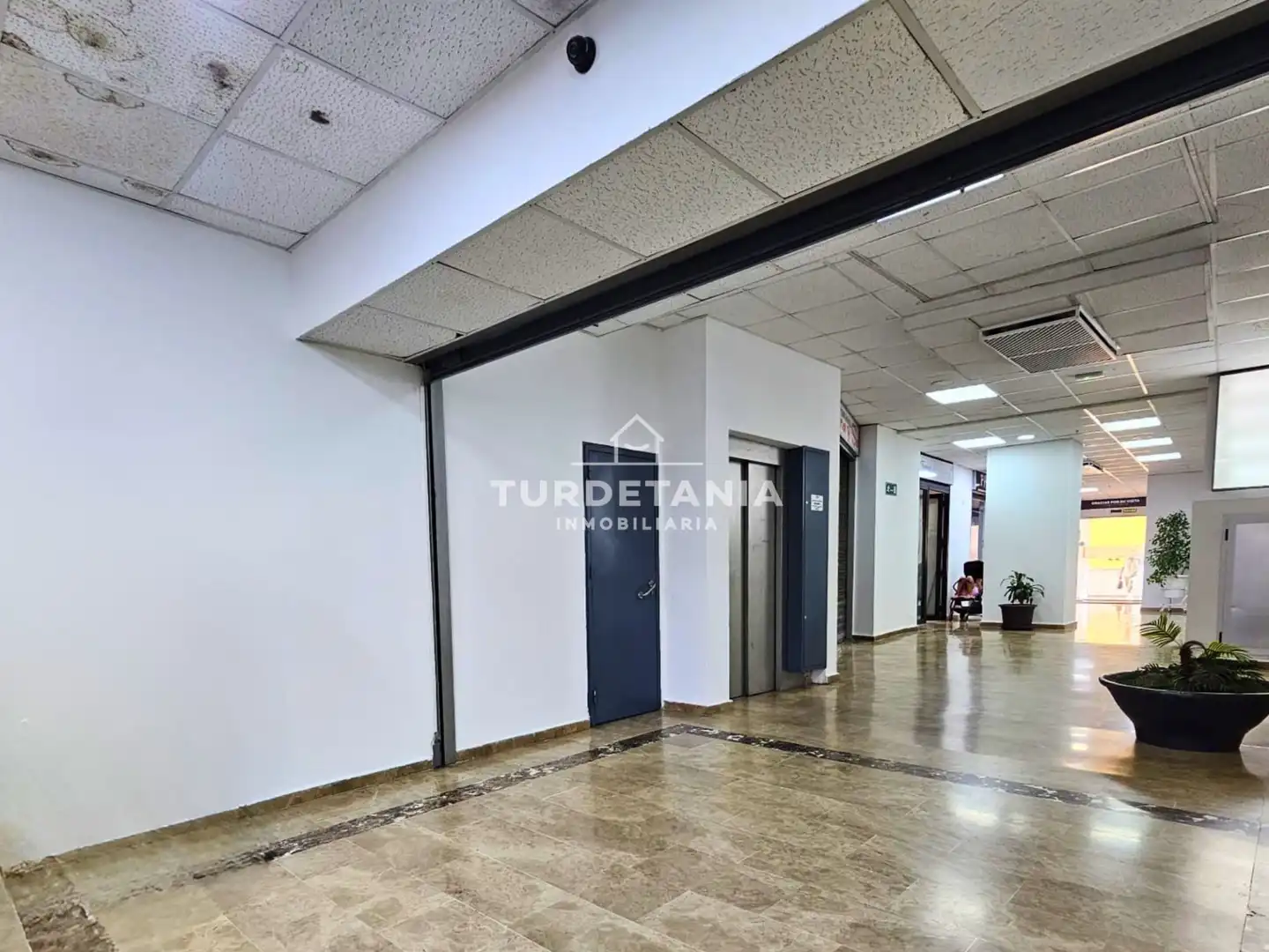 Business premises for sale in Centro Histórico, imagen 2