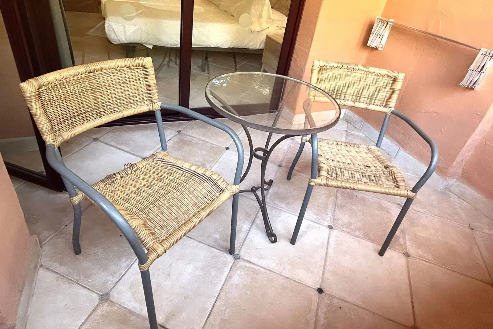 Terrassa de Pis en venda en Benahavís amb Moblat i Piscina comunitària