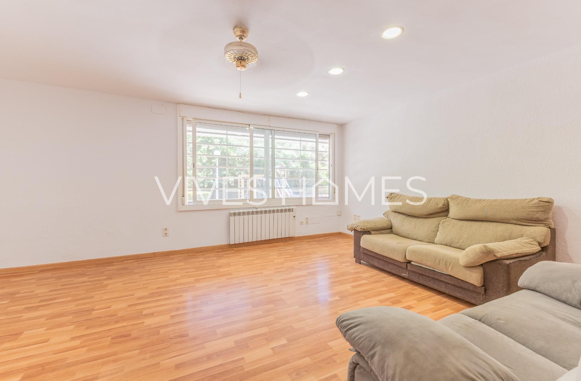 Living room of Flat for sale in Caldes d'Estrac  with Heating and Community pool