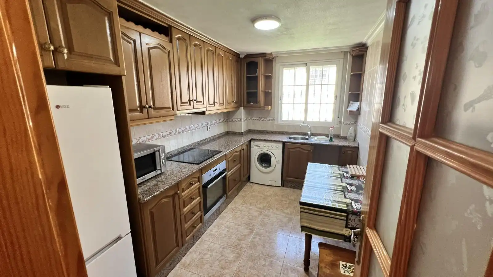 Cocina de Casa adosada en venta en Torrevieja con Aire acondicionado, Jardín privado y Terraza