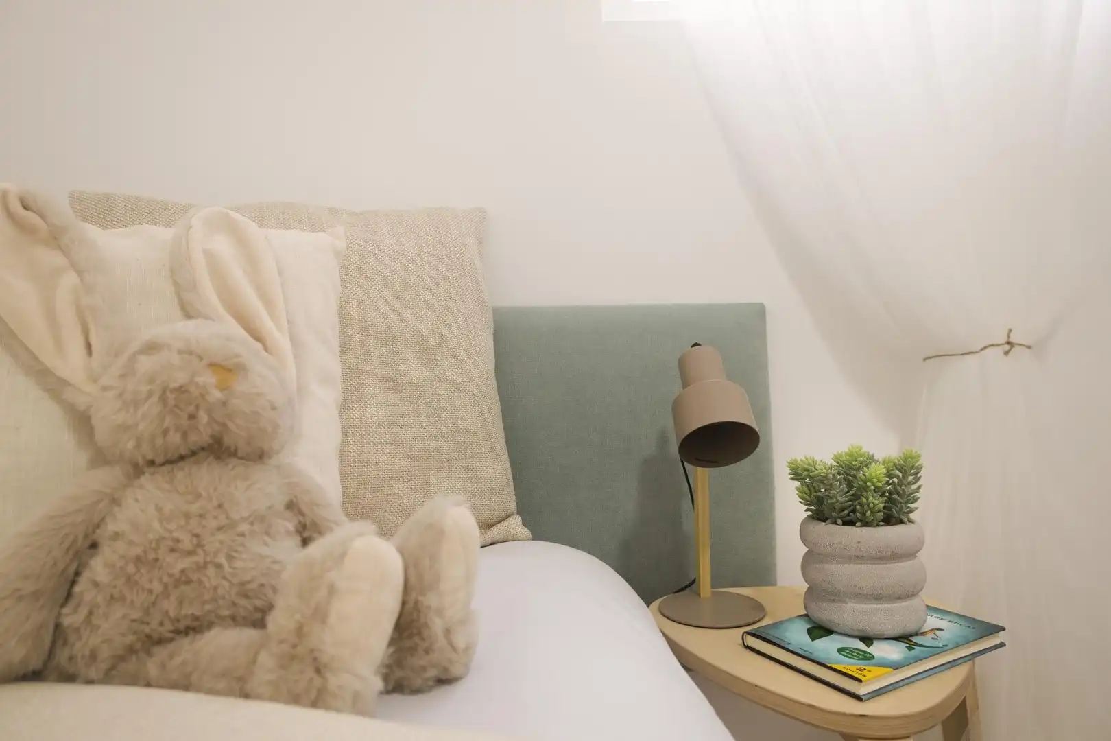 Bedroom of Flat for sale in Madrid
