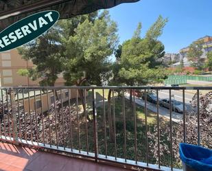 Exterior view of Flat for sale in  Barcelona Capital  with Terrace and Balcony