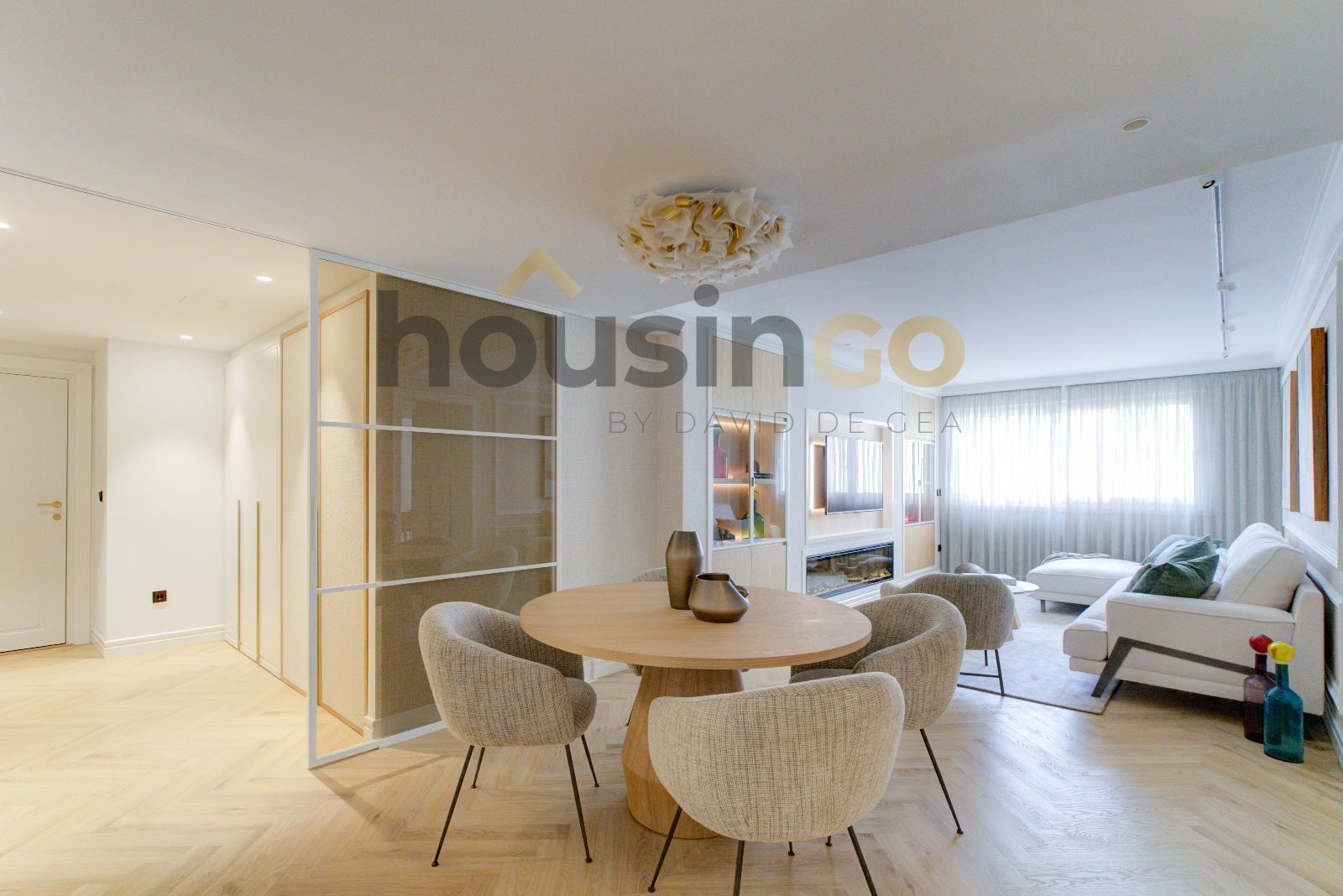 Sala d'estar de Pis en venda en  Madrid Capital amb Aire condicionat, Calefacció i Parquet