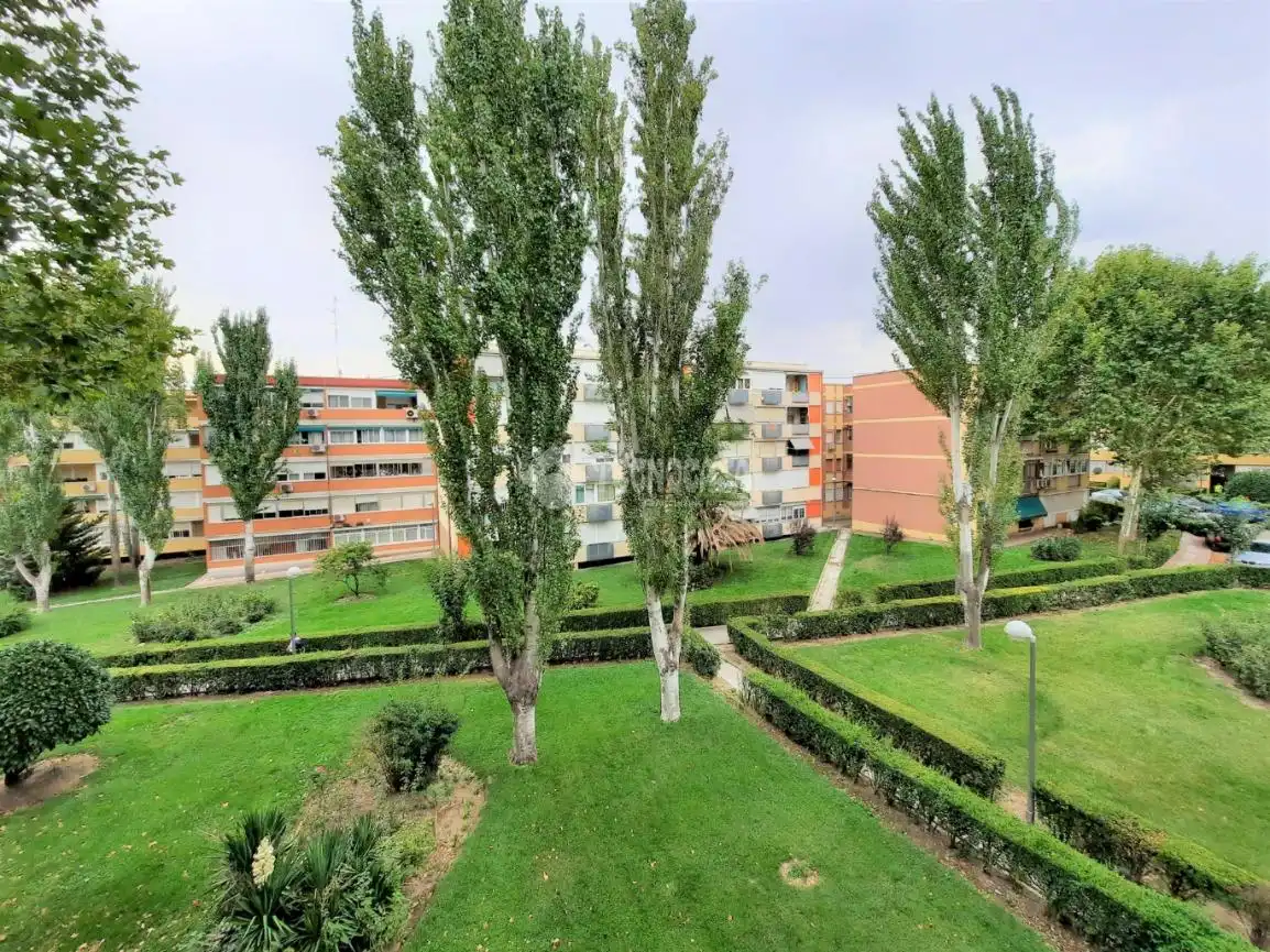 Exterior view of Flat for sale in Madrid