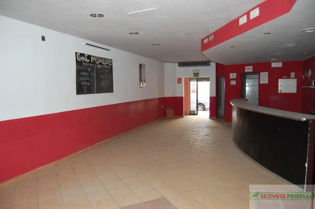 Locale commerciale in affitto a URGELL 6, imagen 3