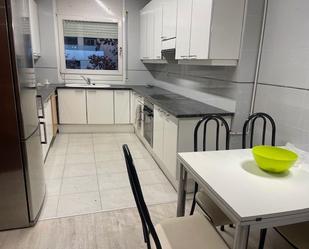 Kitchen of Flat to rent in Sabadell  with Air Conditioner