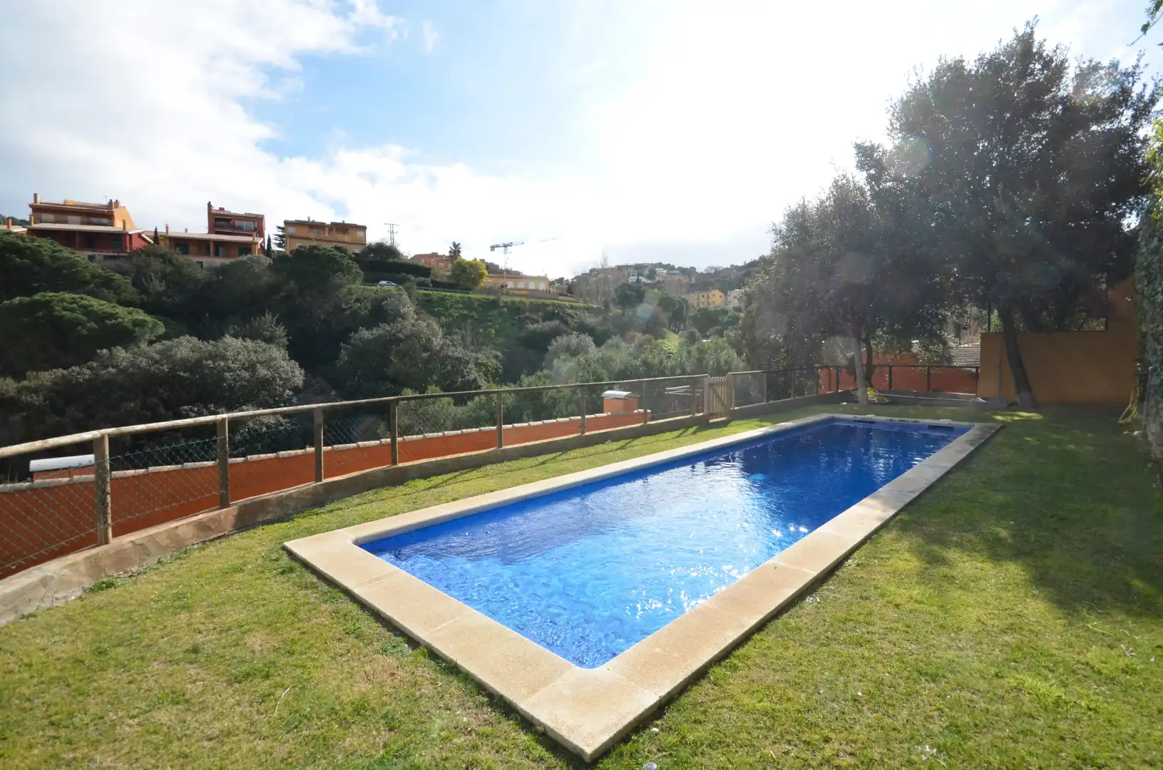 Piscina de Casa adosada en venda en Begur amb Aire condicionat, Calefacció i Piscina comunitària