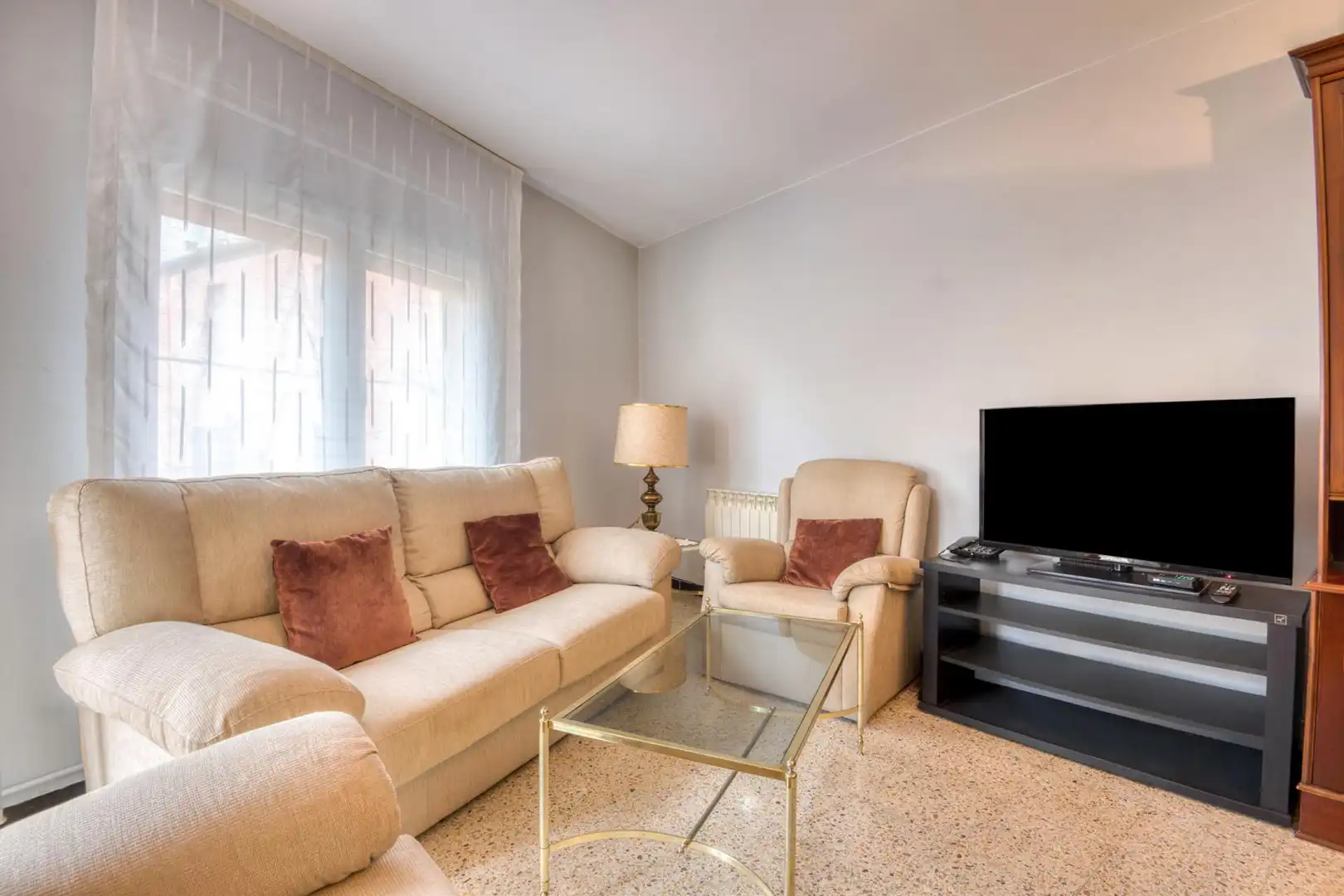 Sala de estar de Piso en venta en Sant Feliu de Guíxols con Calefacción y Balcón