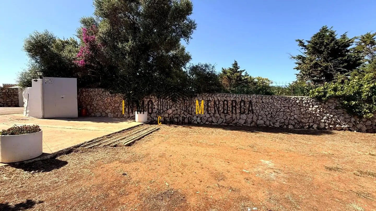 Finca rústica en venta en Sant Lluís con Aire acondicionado, Jardín privado y Terraza