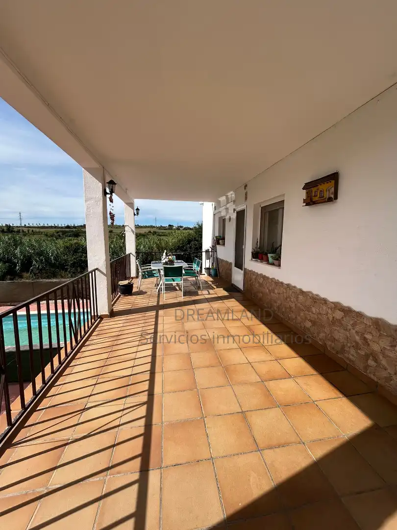 Außenansicht von Haus oder Chalet zum Verkauf in Piera mit Terrasse und Schwimmbad