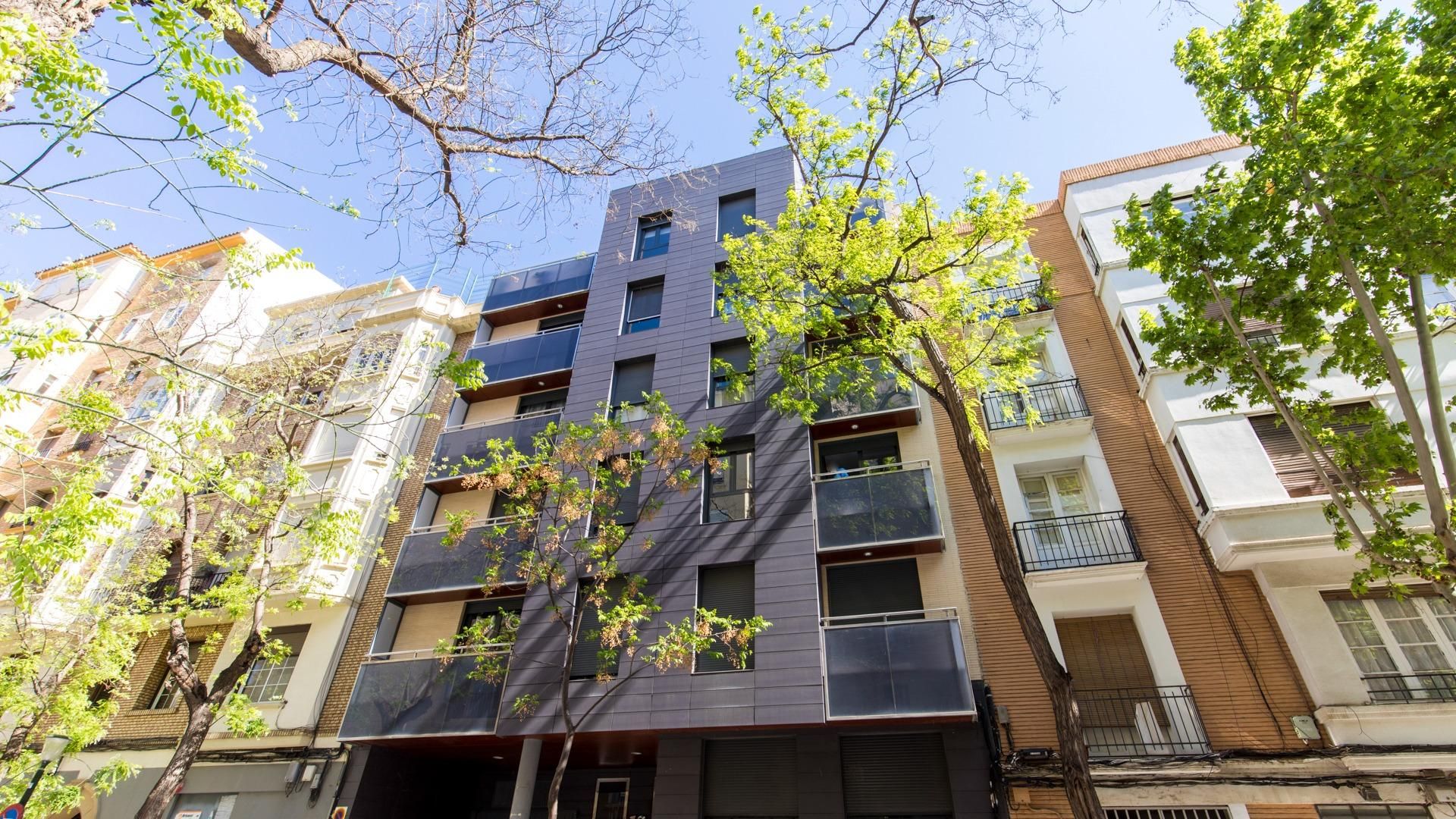 Exterior view of Duplex for sale in  Zaragoza Capital  with Air Conditioner, Heating and Storage room