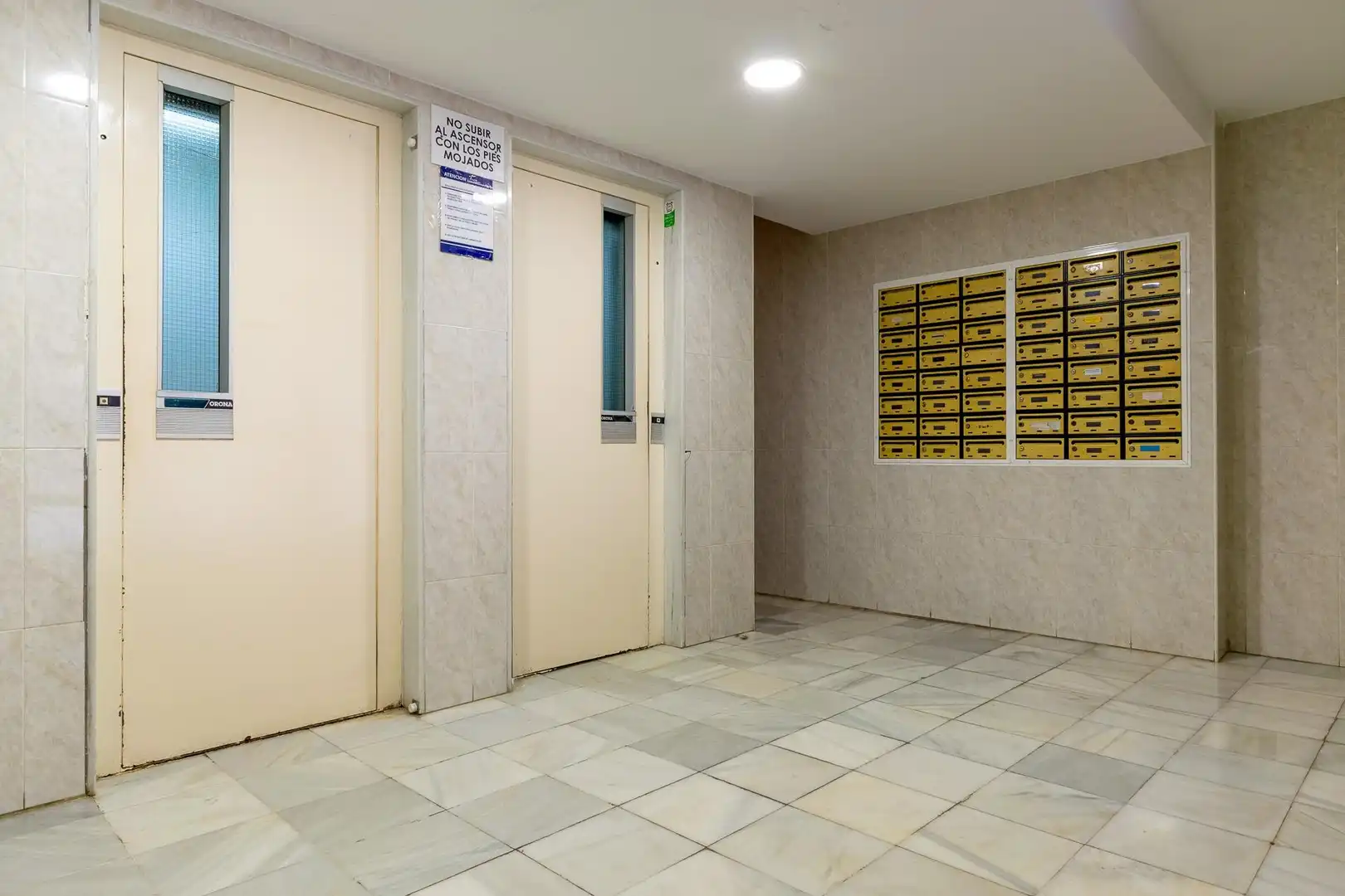 Wohnung zur Miete in Santa Pola mit Klimaanlage, Terrasse und Möbliert