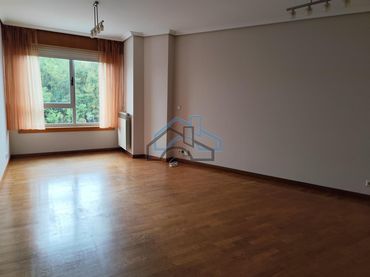 Flat with lift for sale in Cambre