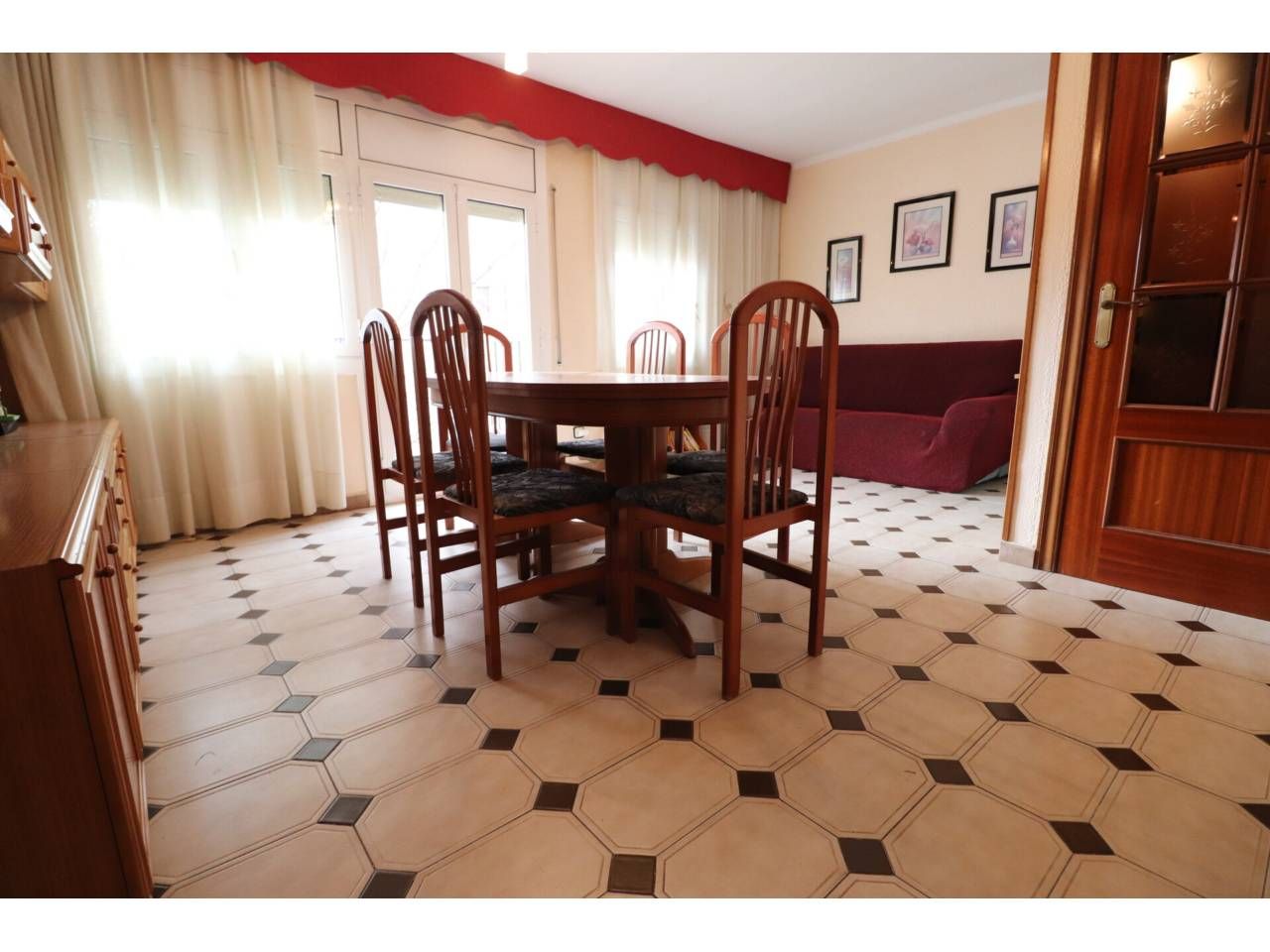 Menjador de Pis en venda en Terrassa amb Calefacció i Balcó