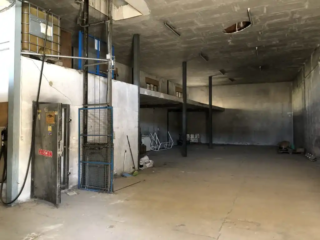 Local comercial en venda a Quintanar de la Orden, imagen 2