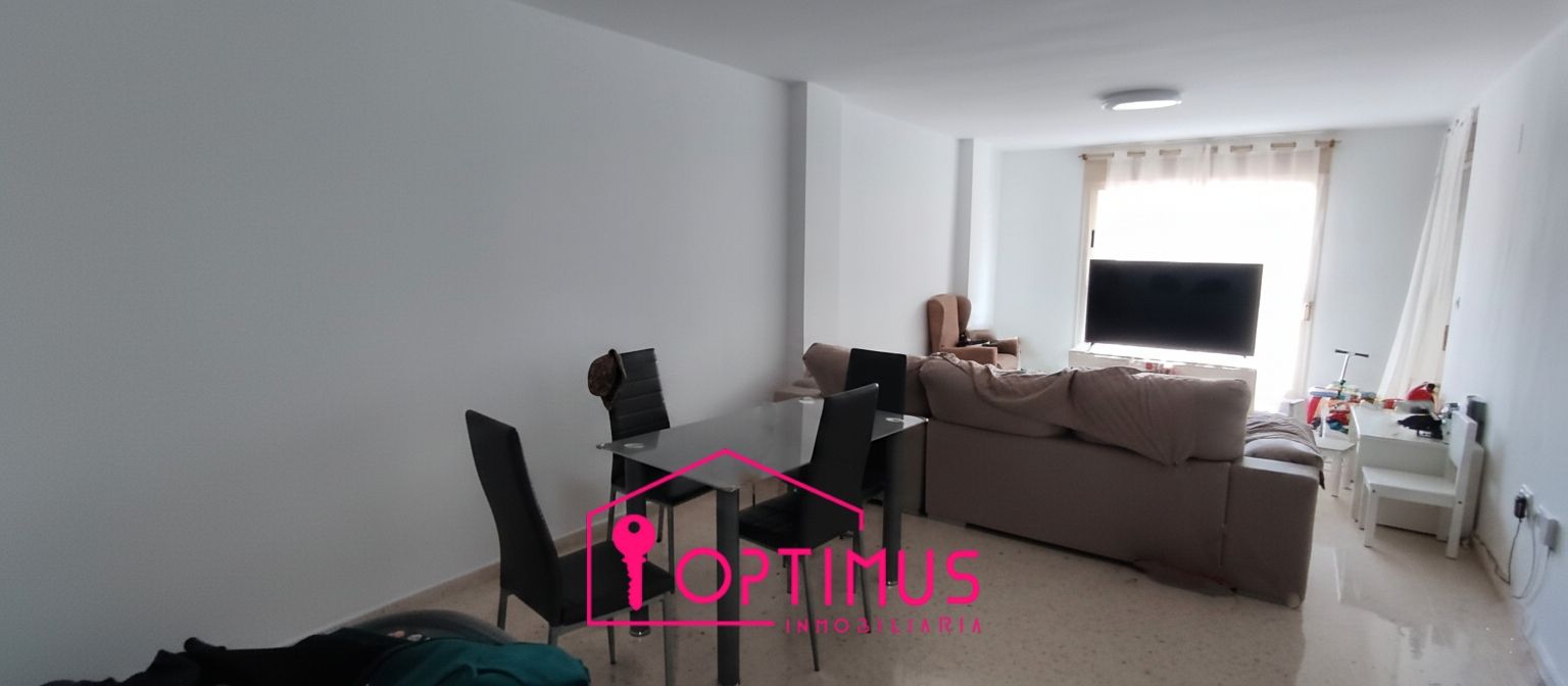 Sala d'estar de Pis en venda en Turís amb Traster, Moblat i Forn