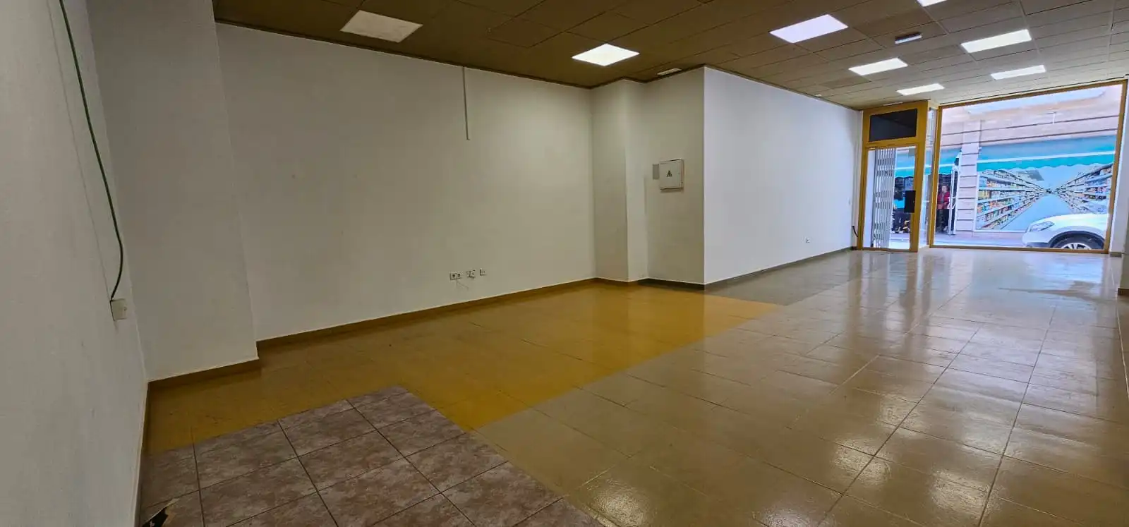 Business premises for sale in Totana, imagen 3
