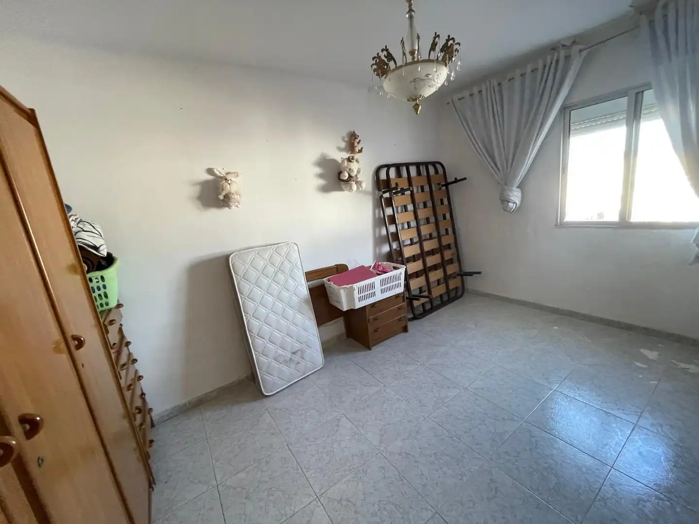 Dormitori de Casa adosada en venda en Cáceres amb Terrassa i Traster