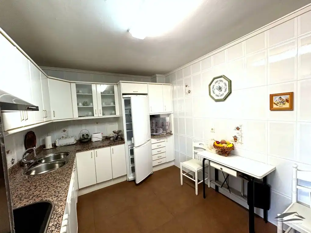 Kitchen of Houses for sale in Juzbado  with Heating, Terrace and Storage room